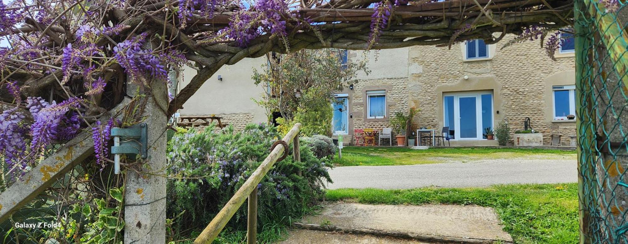Les Figuets Villa Chateauneuf-de-Galaure Exterior photo